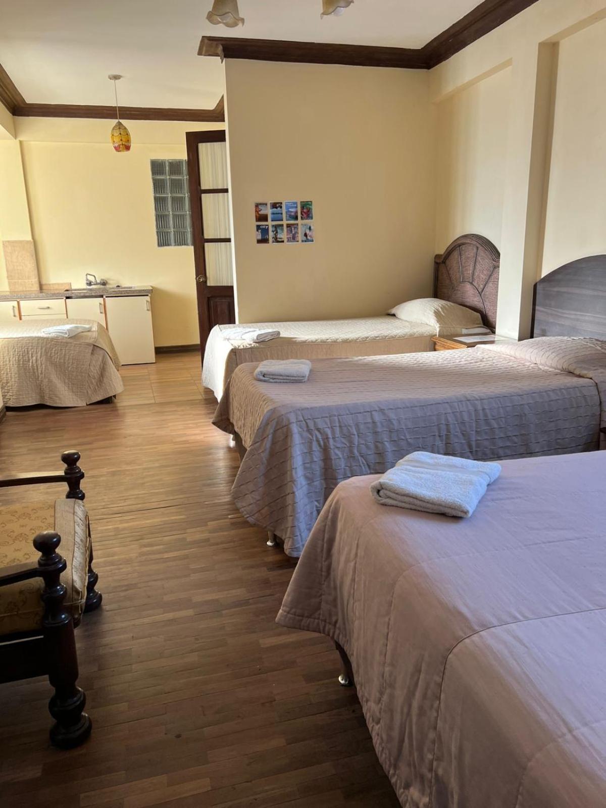 La Culta Centro Cultural Y Hostal Sucre Eksteriør billede