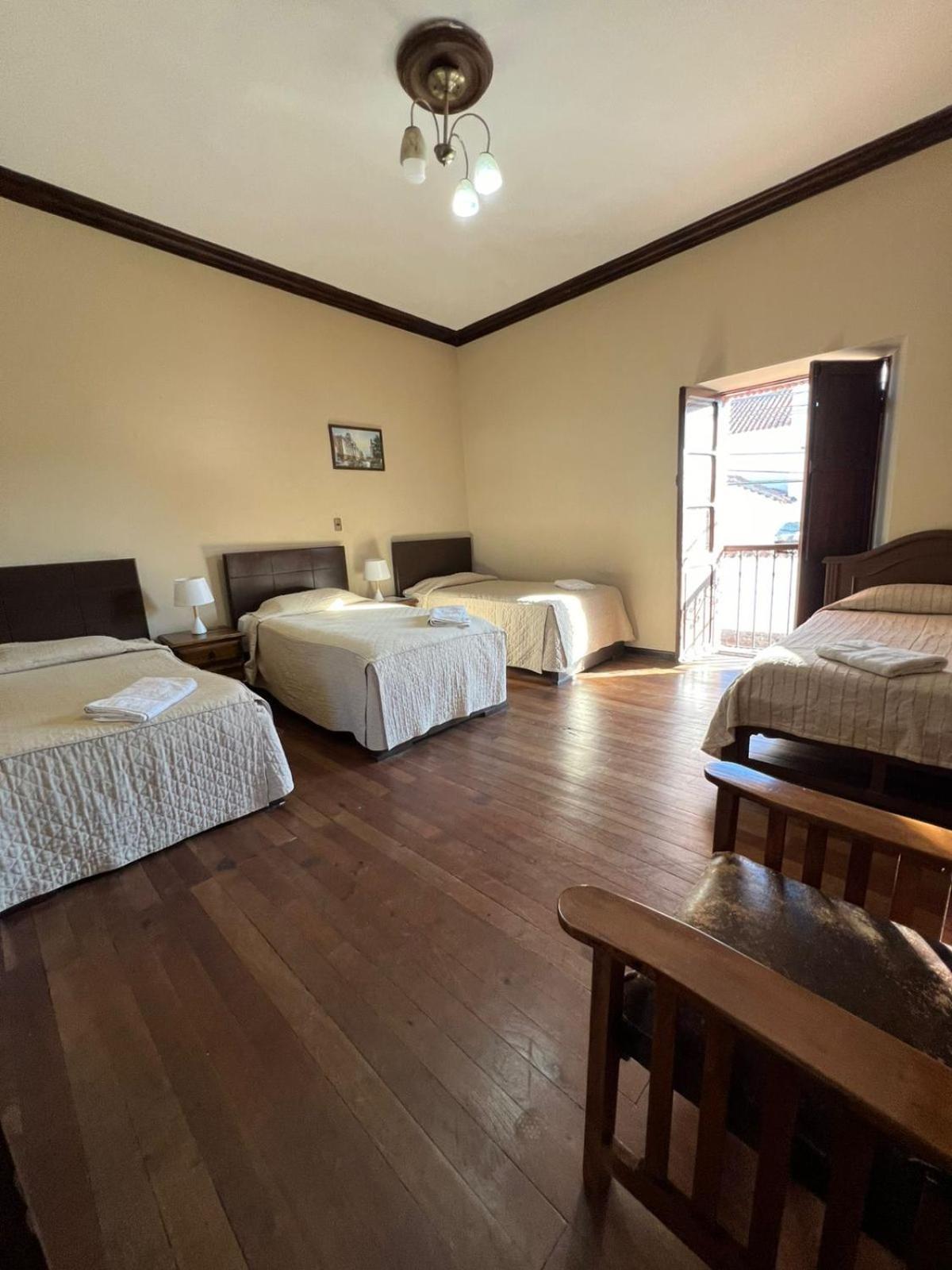 La Culta Centro Cultural Y Hostal Sucre Eksteriør billede