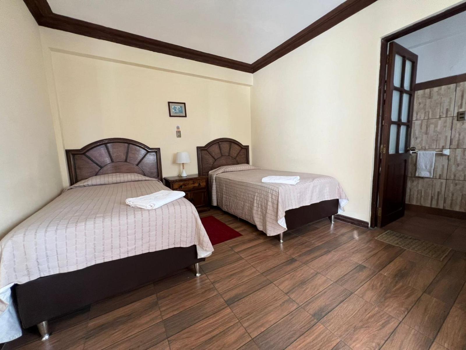 La Culta Centro Cultural Y Hostal Sucre Eksteriør billede